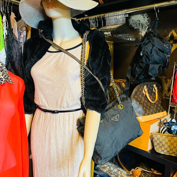 Authentic Prada - Picture 4 of 6